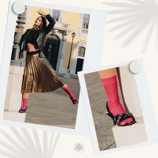 We love to dress self confident women 👠

Get your Marzia socks and style them in your own way >> link in bio
.
.
.
#sarahborghi #fashion #moda #calze #calzini #socks #collant #pant